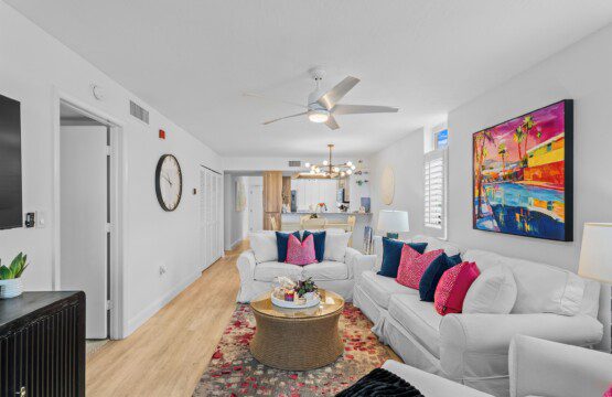 4787dc4b4a7f425eb0a6bd45f83d60ab LargeOriginal.jpg