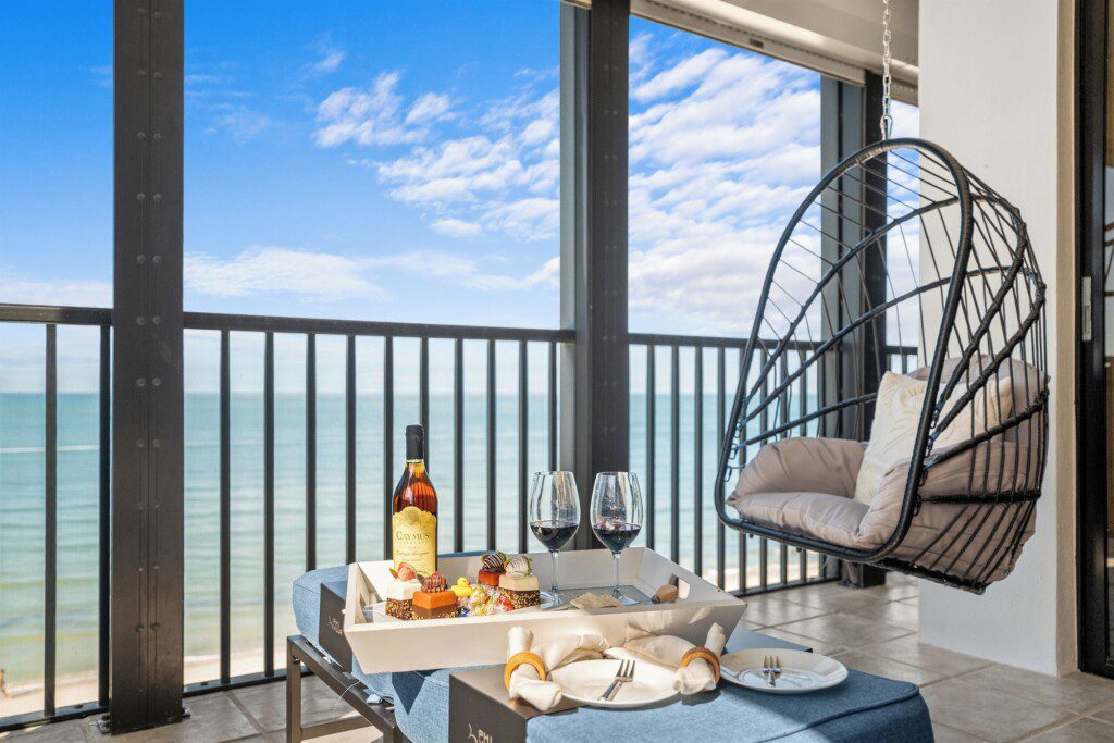 87b4306f7428480e85698c2c7c148ca1 LargeOriginal.jpg