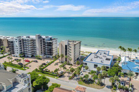 ce02253853c240a78fde5a5fff3b09da LargeOriginal.jpg